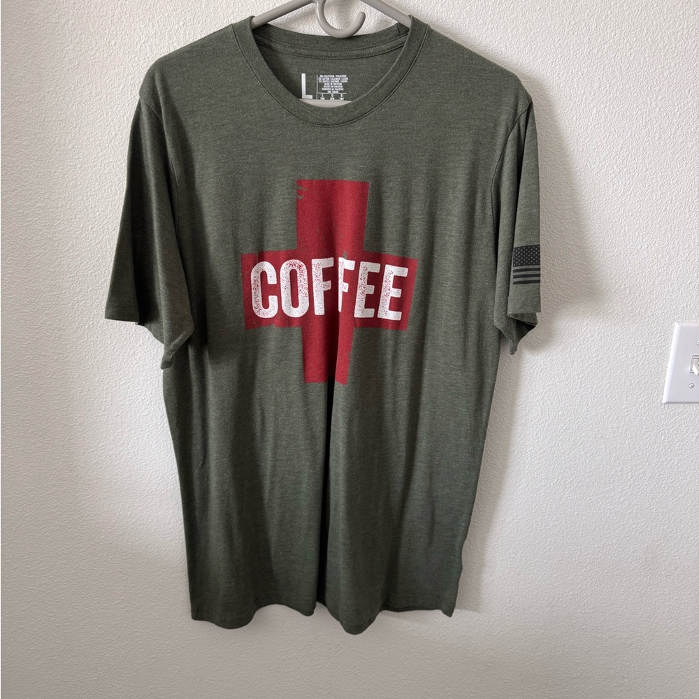 Bass Pro Shops Green and Red Short Sleeve Tees